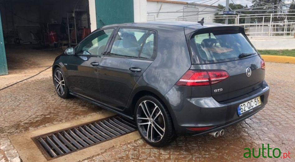 2015' Volkswagen Golf Gtd  Dsg photo #1