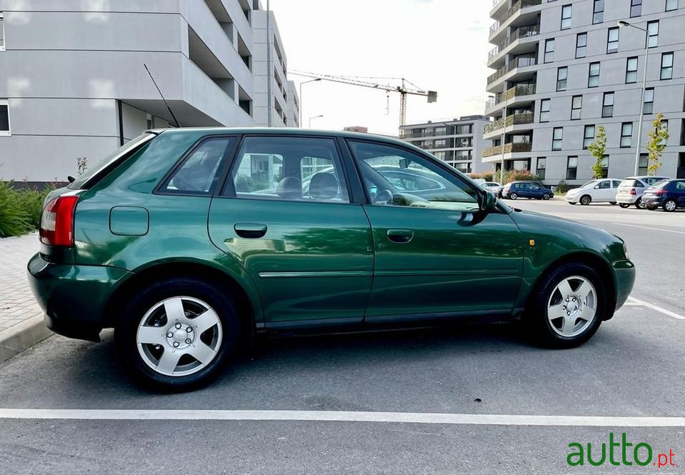 2001' Audi A3 photo #3