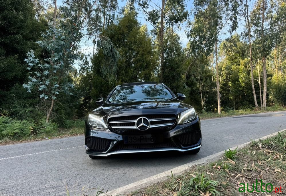 2014' Mercedes-Benz Classe C photo #6