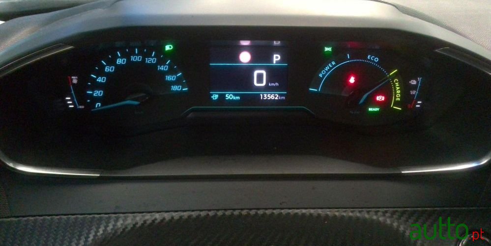 2022' Peugeot e-2008 50 Kwh Allure Pack photo #5