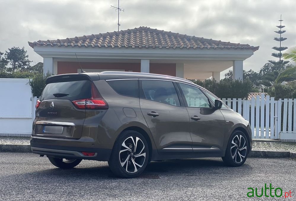 2018' Renault Grand Scenic photo #6