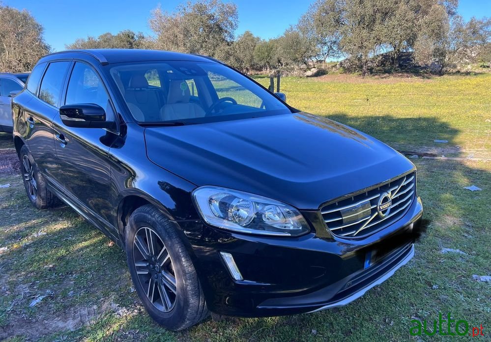 2017' Volvo Xc 60 2.0 D3 Momentum photo #1