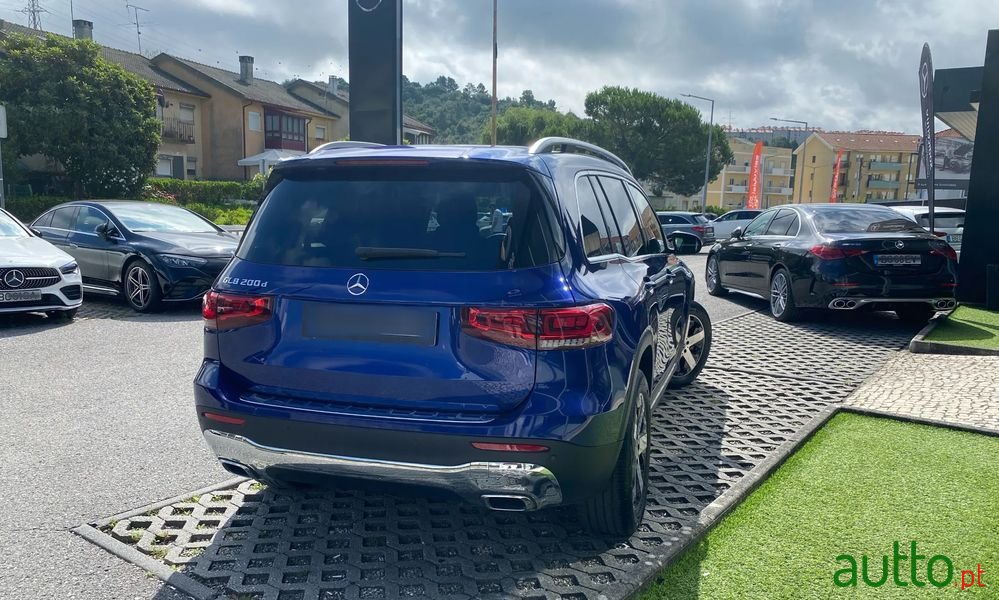 2023' Mercedes-Benz GLB 200 D Progressive photo #3