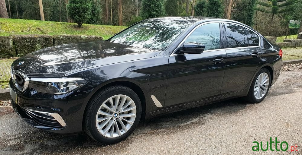 2019' BMW Série 5 photo #1
