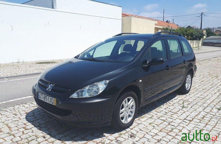 2003' Peugeot 307 Sw photo #1