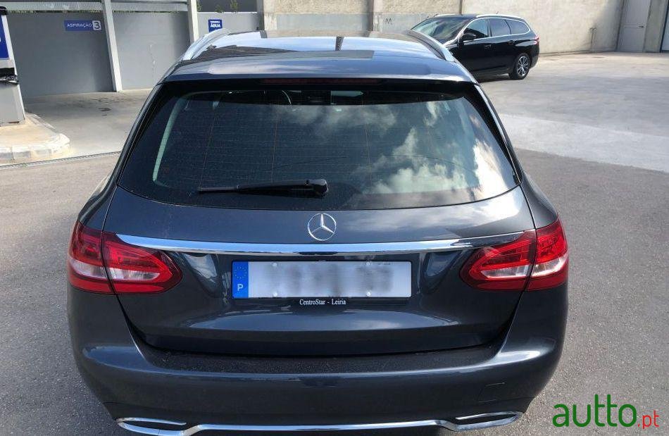 2014' Mercedes-Benz C-180 photo #2