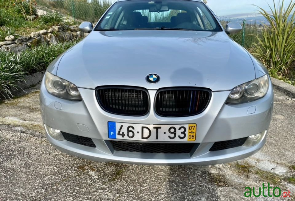 2007' BMW 320 photo #3