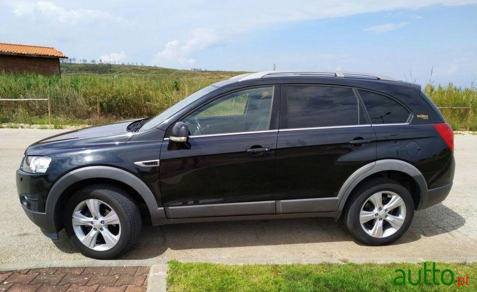 2012' Chevrolet Captiva 7 Xtreme photo #1