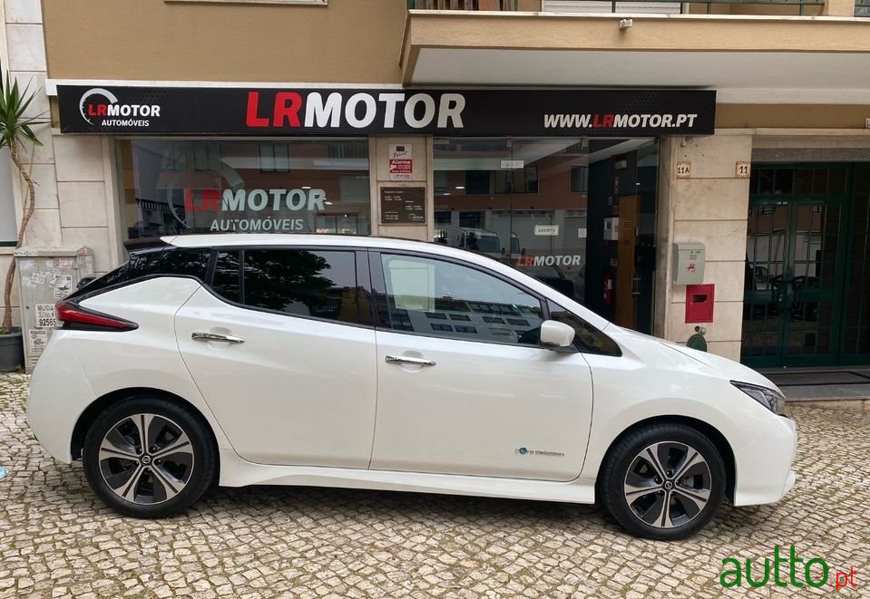 2019' Nissan Leaf photo #1