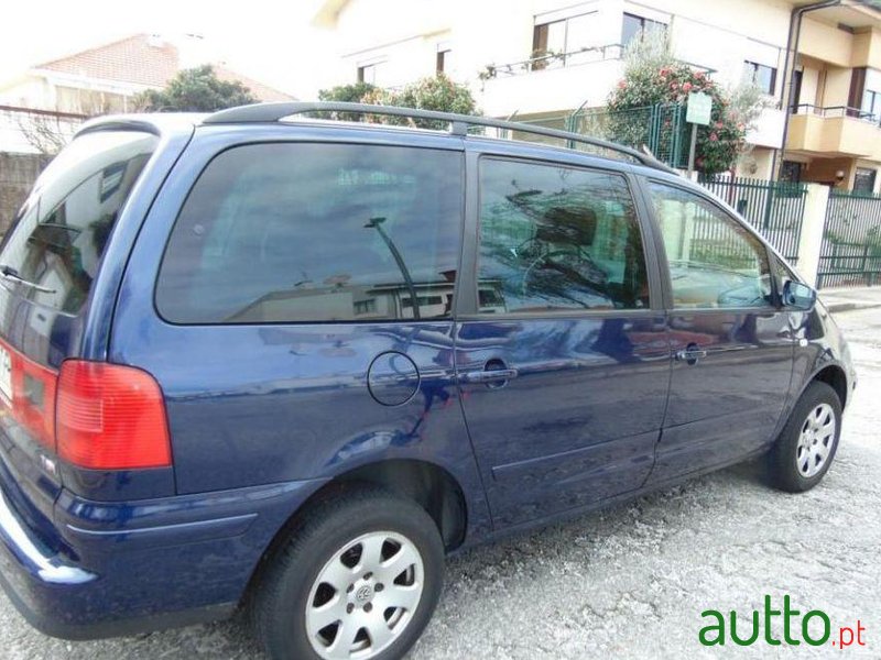 2000' Volkswagen Sharan photo #2