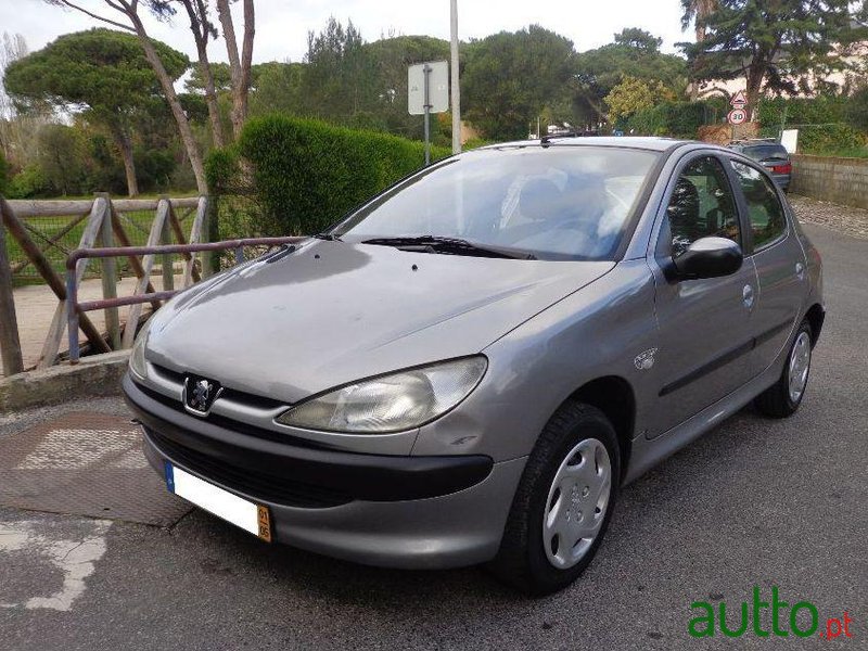 2001' Peugeot 206 1.1 I Colorline photo #2