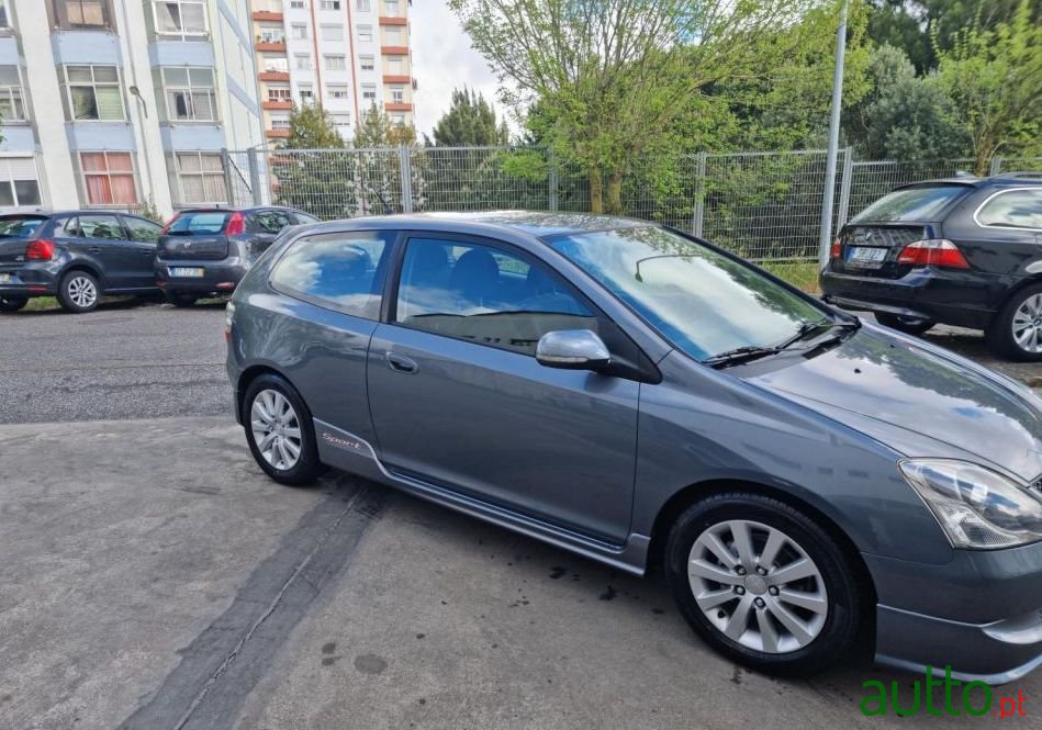 2004' Honda Civic Sport photo #3