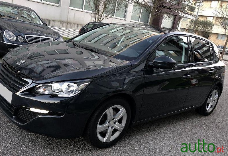 2015' Peugeot 308 photo #3