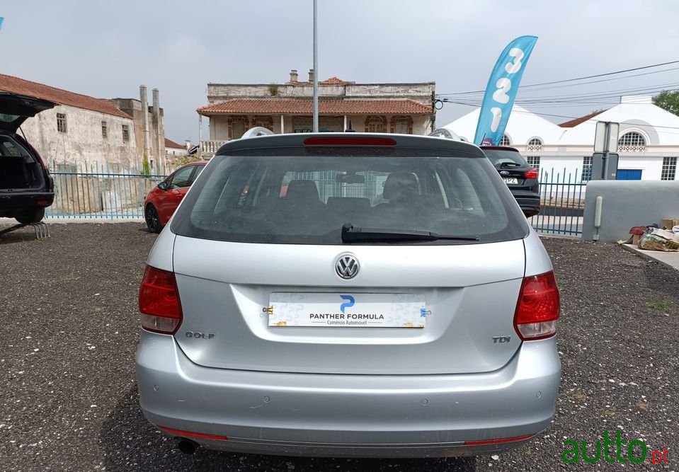 2010' Volkswagen Golf Variant photo #6