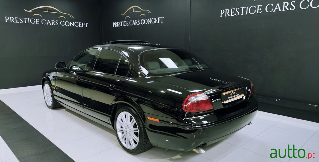 2004' Jaguar S-TYPE photo #2