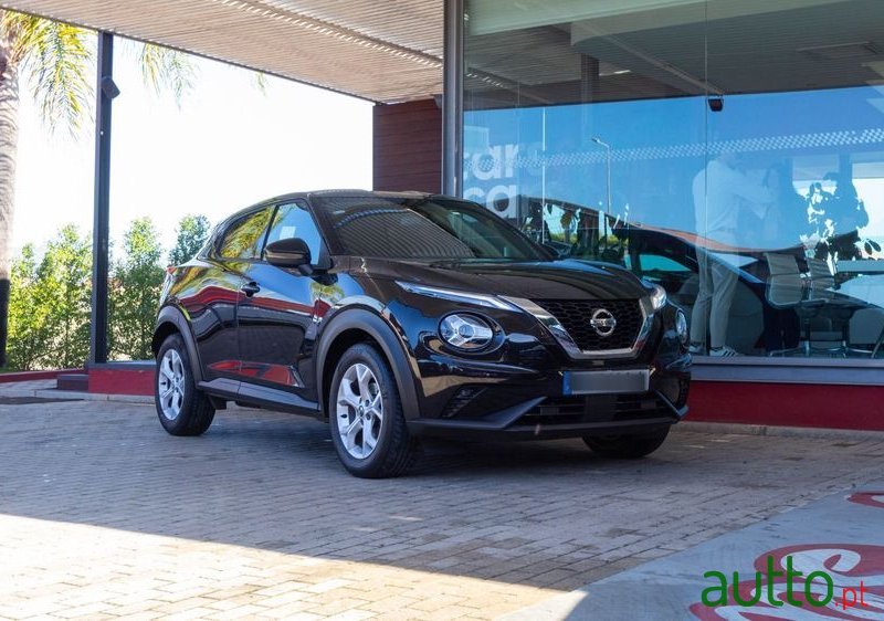 2021' Nissan Juke photo #3