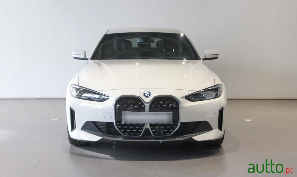 2023' BMW Série I Edrive40 photo #2