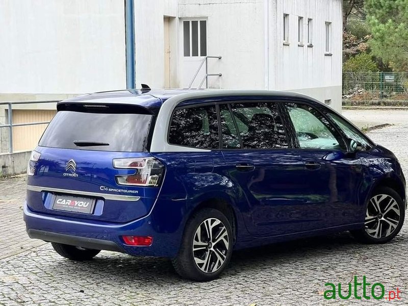 2019' Citroen Grand C4 SpaceTourer photo #4