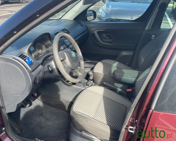 2012' Skoda Roomster photo #6