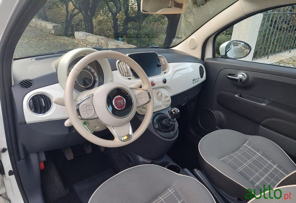 2017' Fiat 500 photo #2