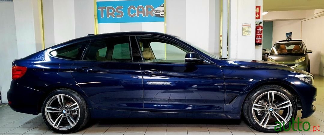 2015' BMW 318 Gran Turismo photo #3