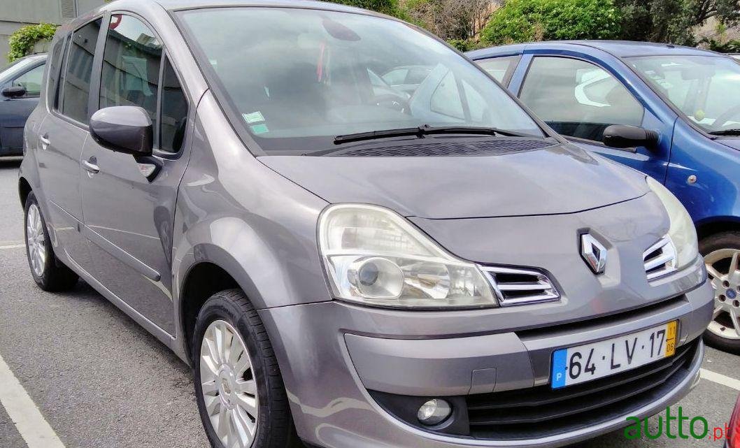 2011' Renault Grand Modus photo #2