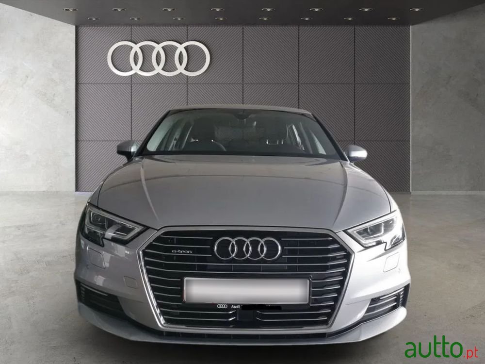 2020' Audi A3 Sportback photo #2