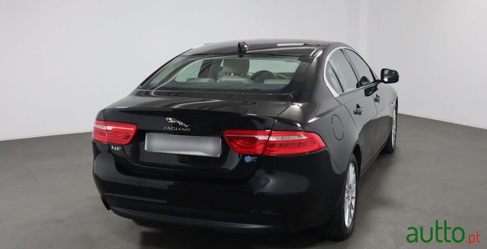 2018' Jaguar XE 2.0 D Prestige Aut. photo #3