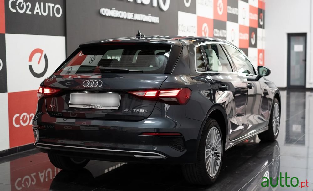 2022' Audi A3 Sportback photo #3