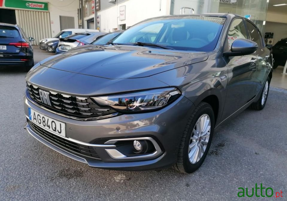 2021' Fiat Tipo photo #2
