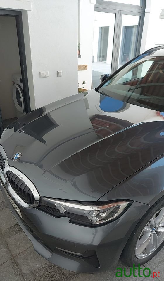 2021' BMW 330 photo #5