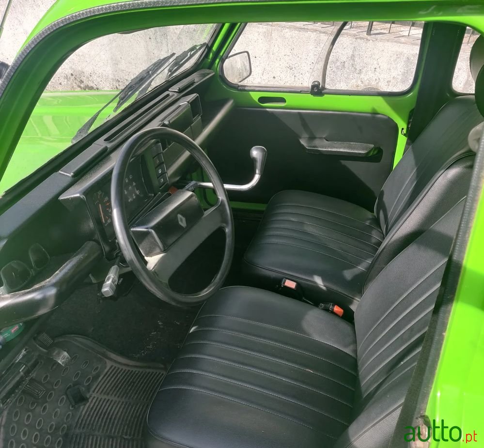 1981' Renault 4 photo #2