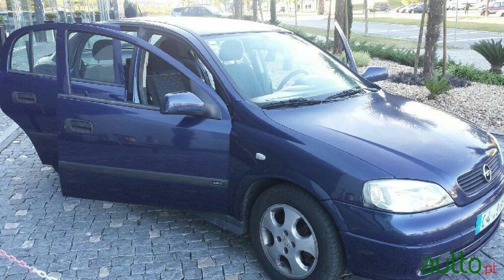 1999' Opel Astra 1.4 photo #1