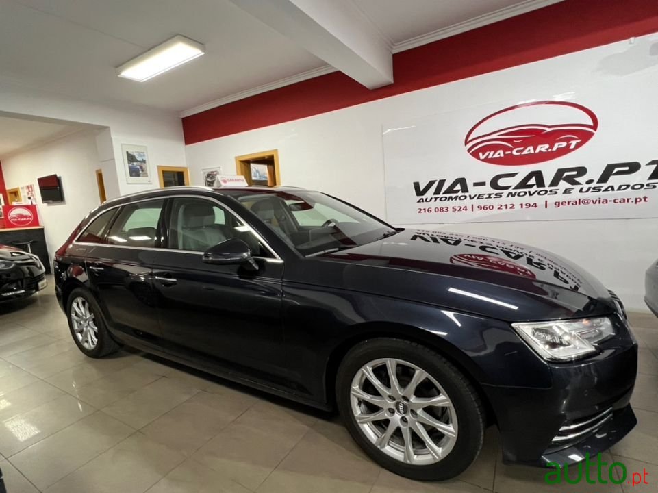 2016' Audi A4 Avant photo #1