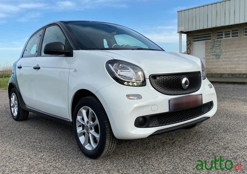 2018' Smart Forfour 1.0 Passion 71 photo #2