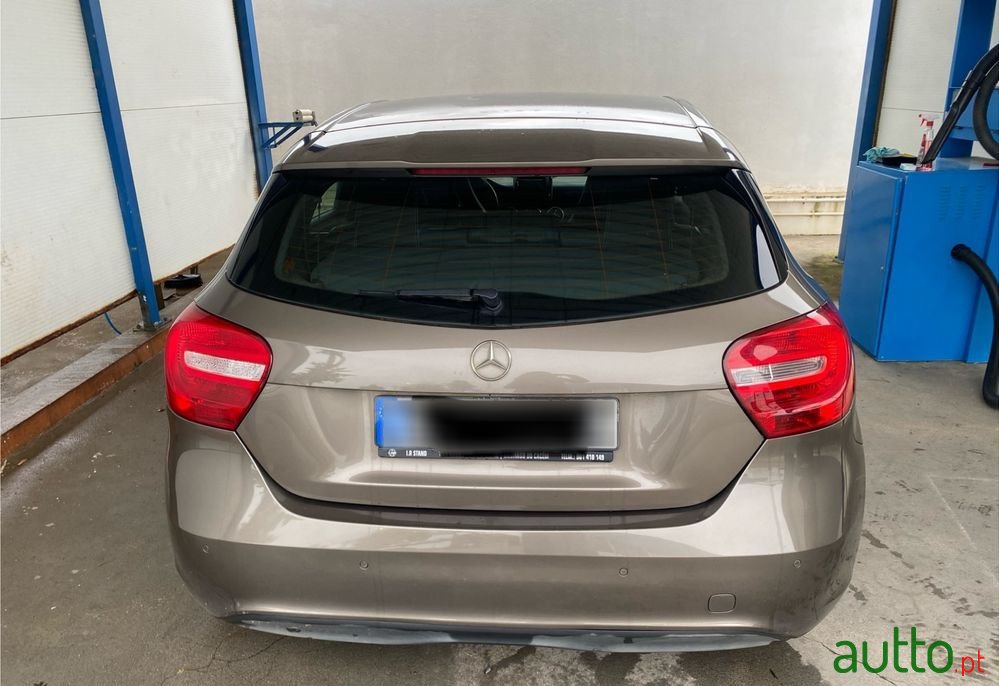 2014' Mercedes-Benz Classe A photo #4