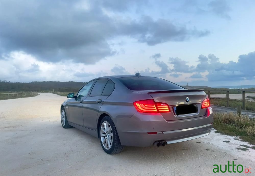 2013' BMW 520 D Auto photo #5