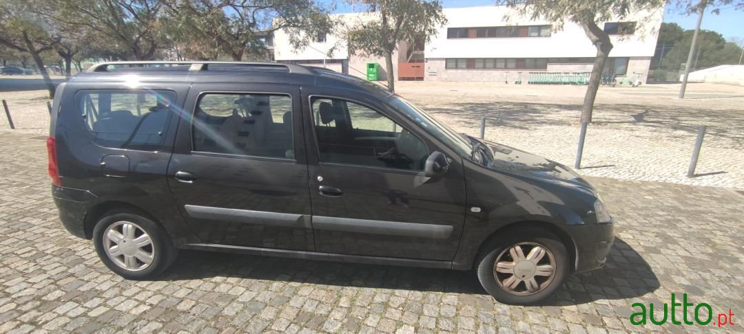 2012' Dacia Logan Mcv photo #4