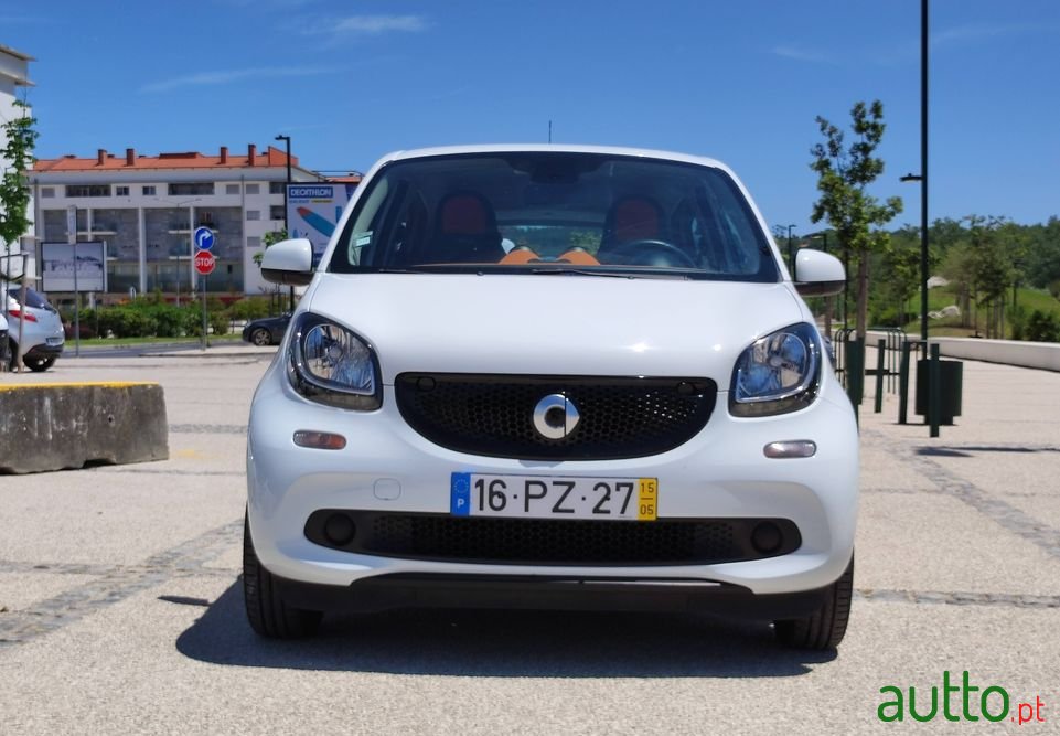 2015' Smart Forfour photo #4
