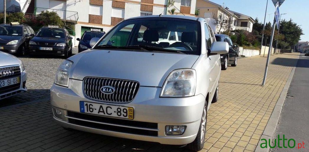 2005' Kia Picanto 1.0L Ex photo #2