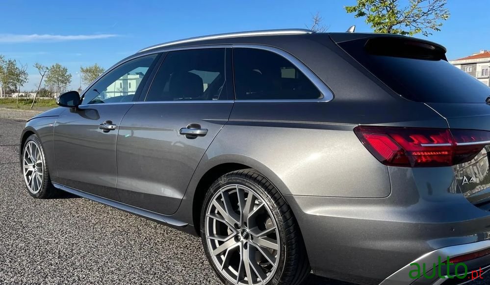 2020' Audi A4 Avant photo #4