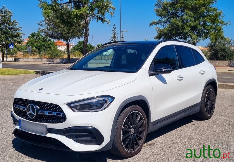 2020' Mercedes-Benz GLA 200 photo #1