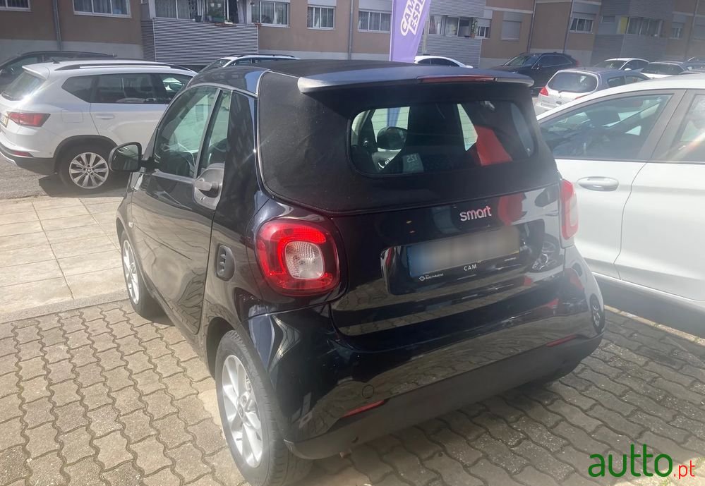 2018' Smart Fortwo photo #2