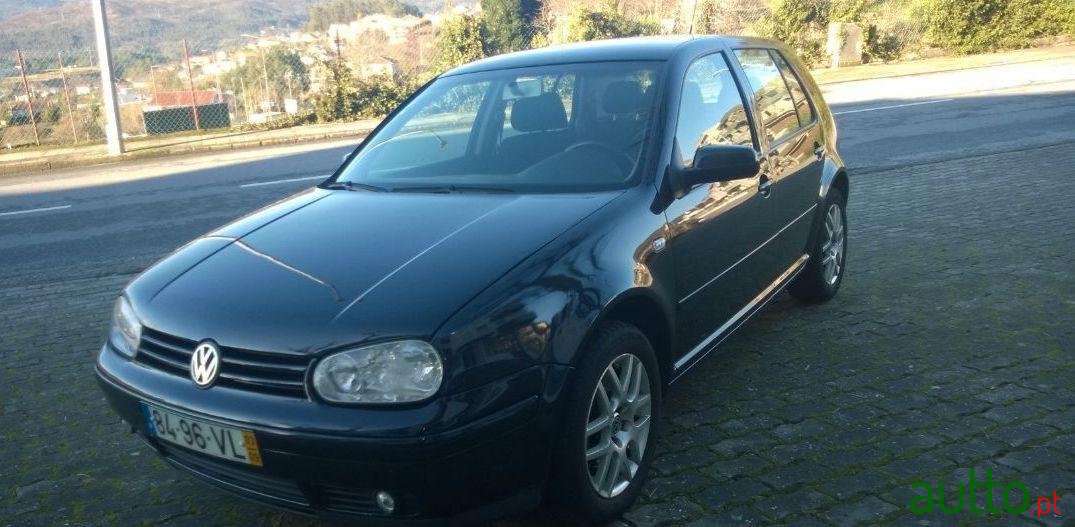 2003' Volkswagen Golf 1.9 Tdi Generation photo #2