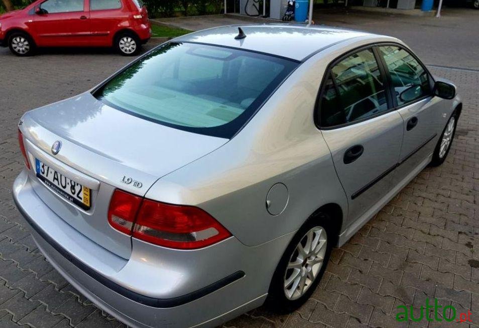 2005' Saab 9-3 Sport Sedan photo #2