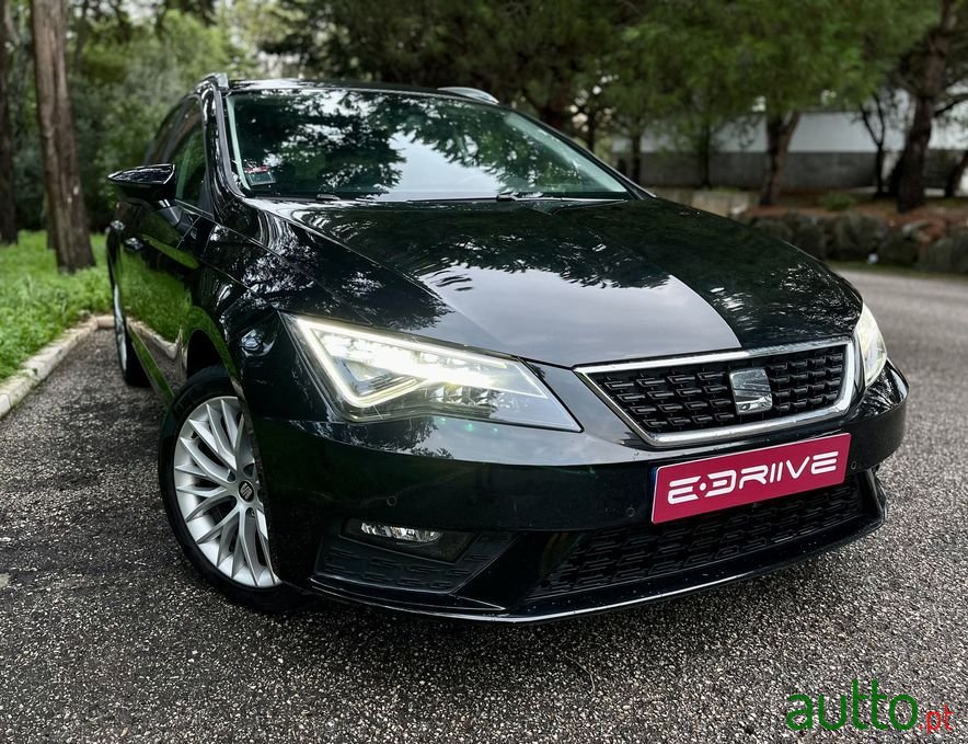 2017' SEAT Leon St photo #1
