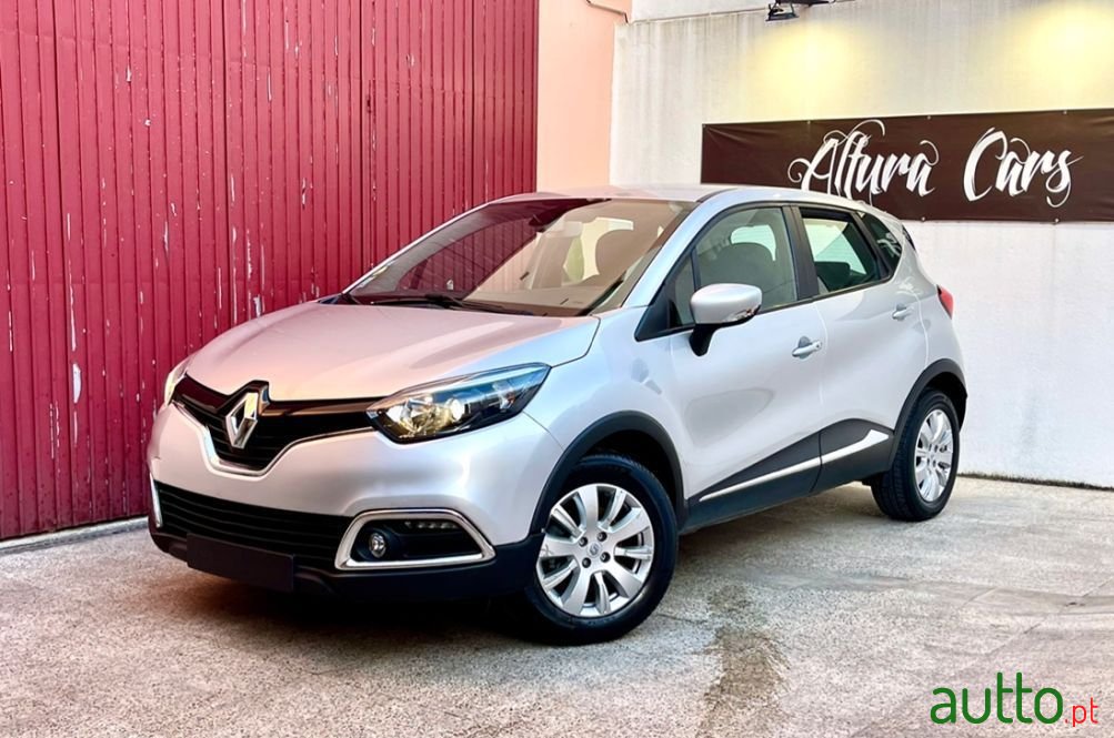 2015' Renault Captur photo #4