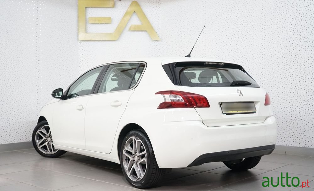 2016' Peugeot 308 photo #4