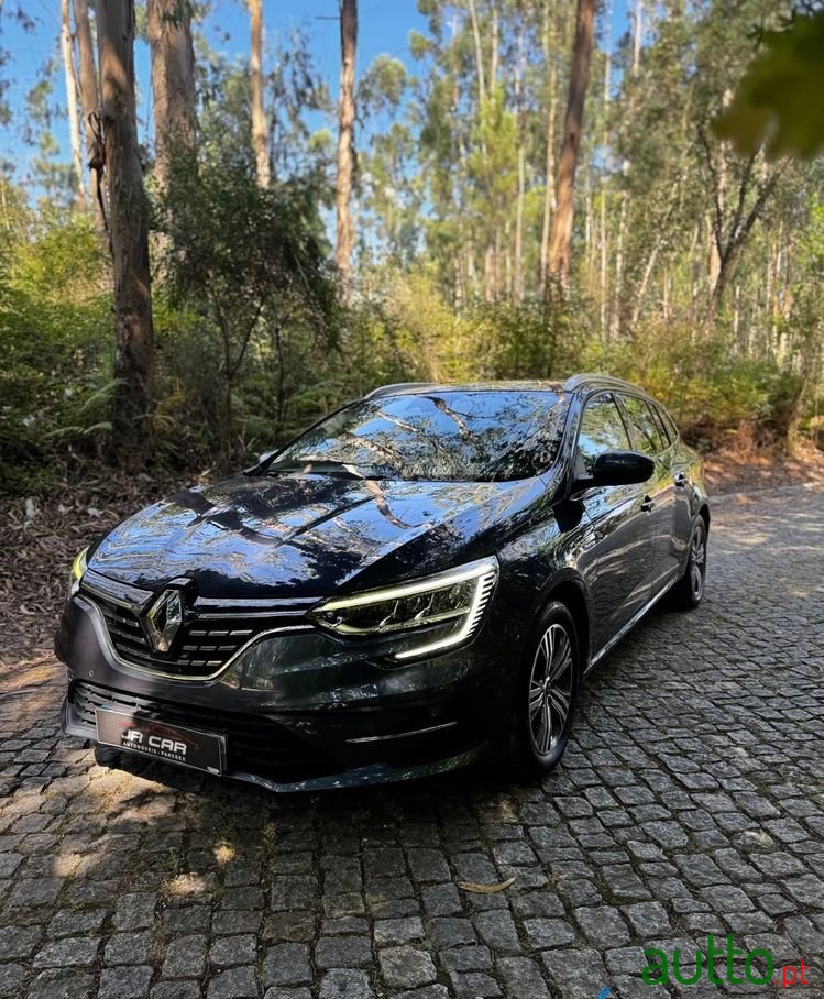 2022' Renault Mégane Sport Tourer photo #3