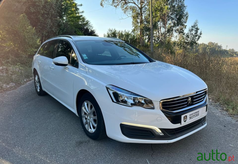 2015' Peugeot 508 Sw photo #3